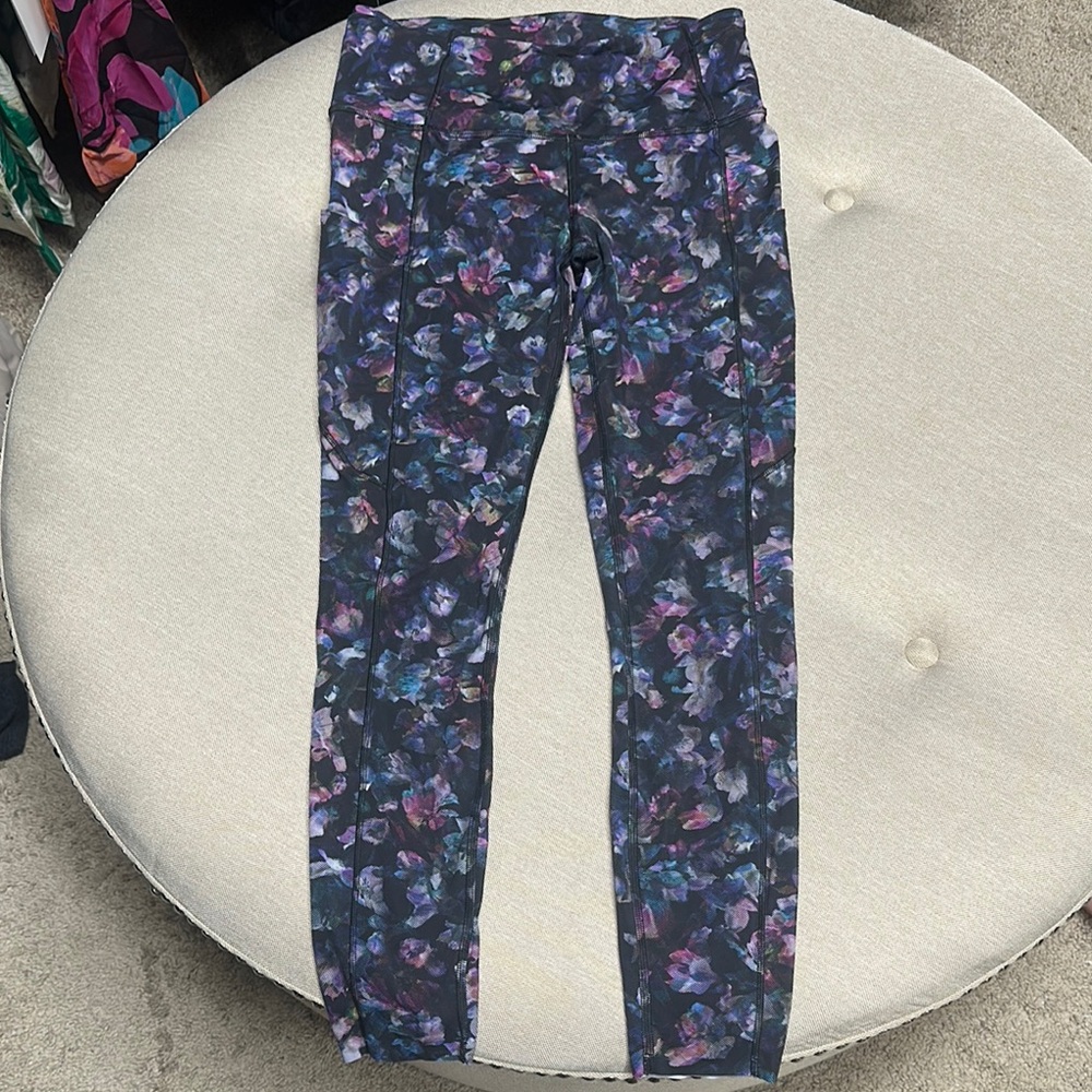Lululemon Floral Leggings Size 6